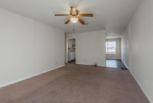 928 Cable St, Conroe TX  77301-2211 exterior