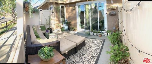 28868 Conejo View Dr, Calabasas, CA 91301-3381