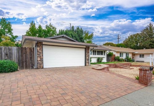 1378 Whitehall Ct, Vacaville, CA 95687-5642