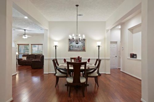 62 Rambling Ridge Pl, Conroe TX  77385-3551 exterior
