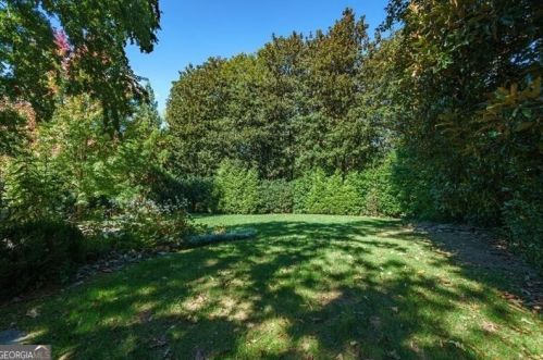 3180 Arden Rd, Atlanta GA  30305-1912 exterior