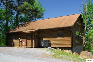 2864 Eagle Crest Way, Pigeon Forge, TN