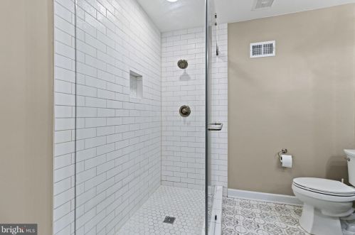 901 Balboa Dr, Silver Spring MD 20905-7422 exterior