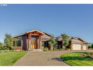 28123 Viva Ln, Happy Valley, OR 97009-7502