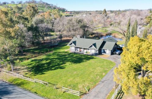 9111 Rock Springs Rd, Newcastle, CA 95658-9712