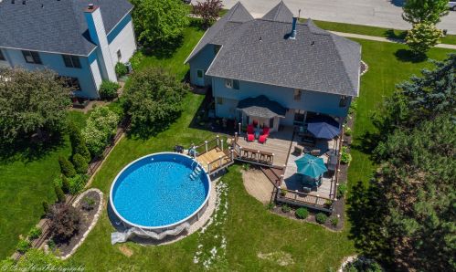 1223 Foxpointe Dr, Sycamore IL  60178-3219 exterior