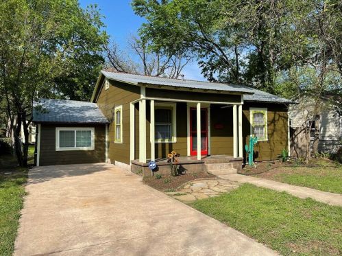1028 43rd St, Austin, TX 78756-3402