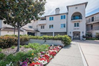 555 Laguna Dr, Carlsbad, CA 92008-1684