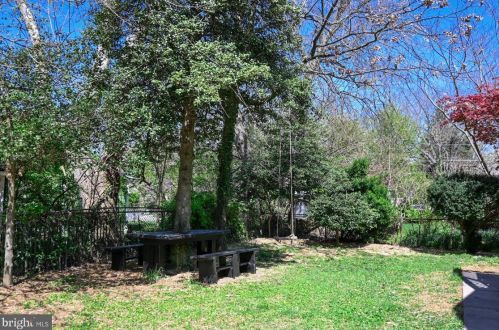 10208 Calumet Dr, Silver Spring MD  20901-4602 exterior