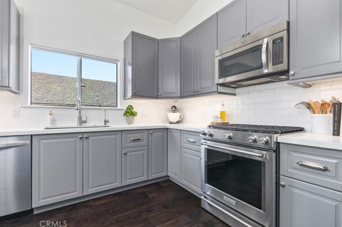 2728 Chaparral Ln, Lake Nacimiento, CA 93446-4243