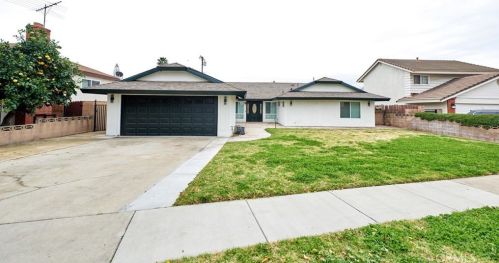 1344 Winn Dr, Upland CA  91786-5026 exterior