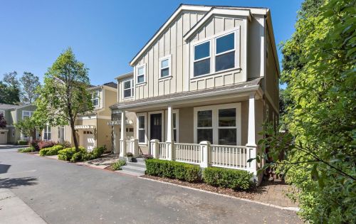 217 Creekside Village Dr, Los Gatos, CA 95032-7351