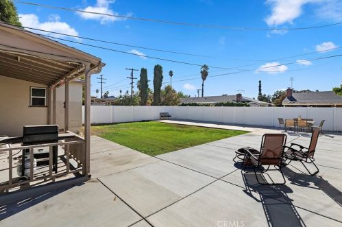 5386 Granada Ave, Riverside CA  92504-2114 exterior