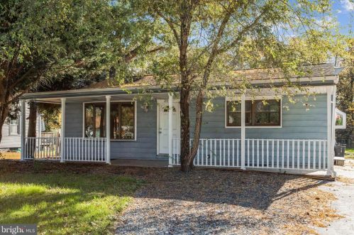 2055 Erial Clementon Rd, Erial, NJ 08081-9675