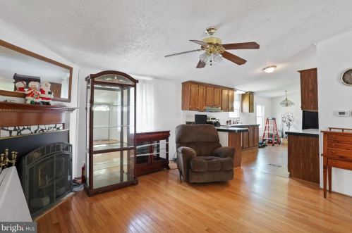 155 Engle Rd, Harpers Ferry WV 25425-4042 exterior