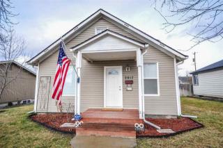 2017 Columbia Ave, Spokane WA  99208-2856 exterior
