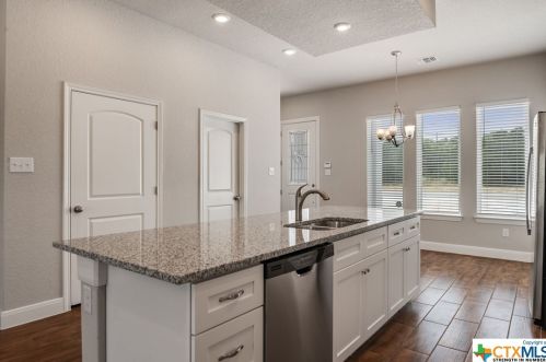 2820 Puter Creek Rd, Spring Branch TX  78070 exterior