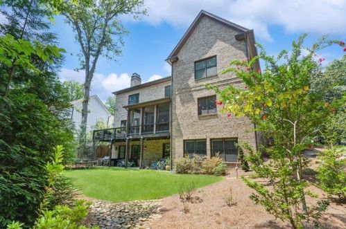 4110 Chippewa Pl, Atlanta GA  30319-1524 exterior