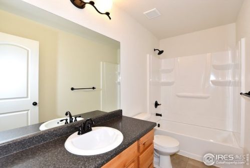 2737 Sapphire St, Loveland CO 80537-2024 exterior