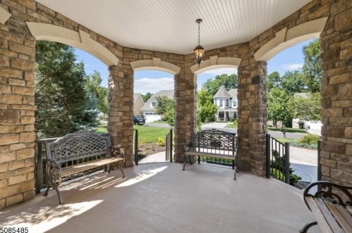 43 Betsy Ross Dr, Warren, NJ 07059-3000