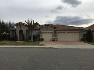 34 Decatur Ave, Clovis, CA 93611-7051