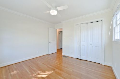 5830 Hilderbrand Dr, Atlanta GA  30328-4155 exterior