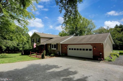 507 Hoods Mill Rd, Woodbine, MD 21797-9139
