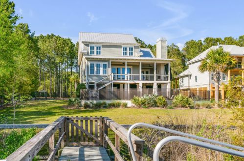 7539 Ladys Secret Ln, Awendaw SC  29429-4956 exterior