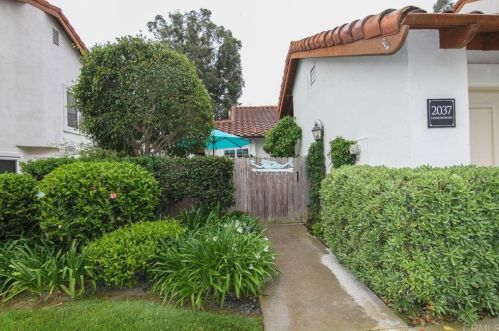 2037 Countrywood Way, Encinitas, CA 92024-5401