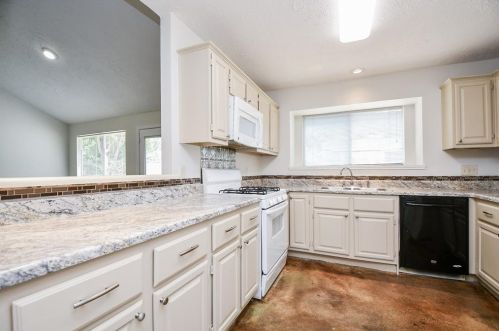 903 Mayweather Ln, Richmond, TX 77406-2357