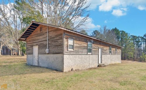 411 Simmons Rd, Toccoa, GA 30577-7928