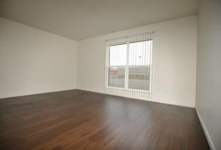 4565 Northland Square Dr, Columbus OH  43231-5807 exterior