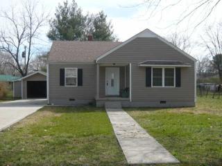 217 Lynn St, Tullahoma, TN 37388-2785