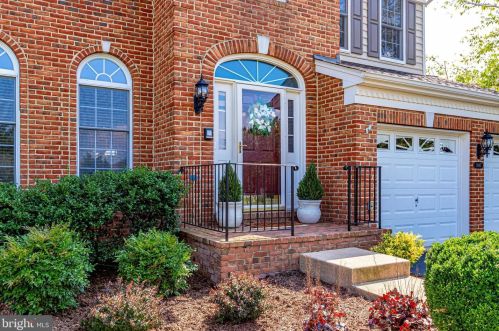 5697 Cherokee Run Ct, Haymarket, VA 20169-3141