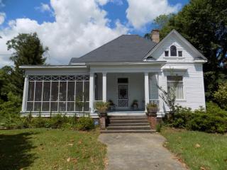 1120 Main St, Hattiesburg, MS 39401-3370