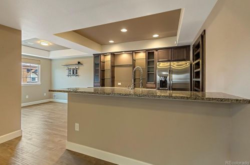6097 Flanders St, Denver CO  80019-2120 exterior