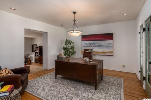 1932 Montecito Dr, Glendale CA  91208-1822 exterior