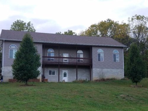 13128 250 East Rd, Fairmount, IL 61841-6205