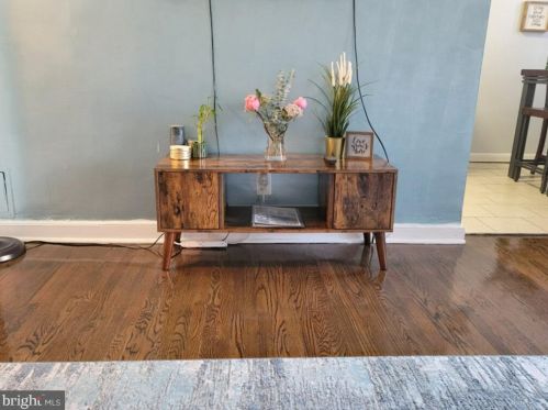 6312 10th St, Philadelphia PA 19141-3804 exterior