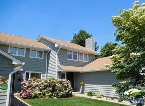 58 Sunset Ct, Mahwah, NJ 07430-2023