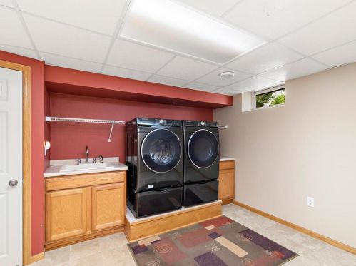 4697 141st St, Saint Paul MN  55124-7742 exterior