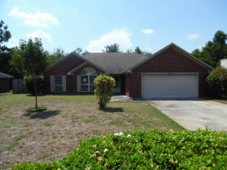 2372 Rowe St, Hinesville, GA 31313-8293