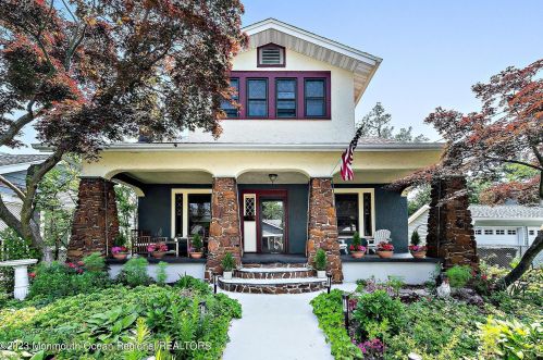 1402 Garven Ave, Tinton Falls, NJ 07712-4606