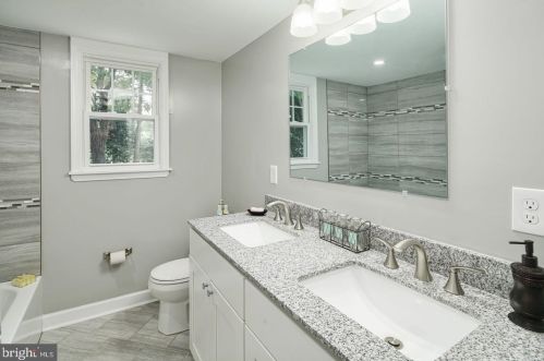 505 Strawbridge Ave, Camden NJ  08108-1814 exterior