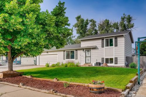 2863 Joplin Ct, Denver, CO 80013-1801