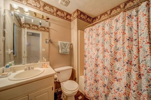 126 Ashland Dr, Stockbridge GA  30281-1769 exterior