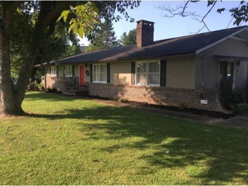115 Balsam Dr, Erwin, TN 37650-1521