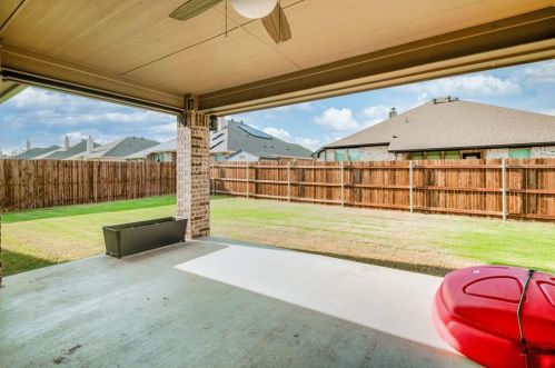 632 Mcneill, Fort Worth TX  76148 exterior