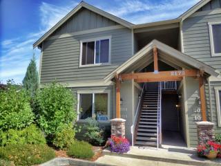 2173 Sunnybrook Ln, Ferndale, WA 98248-8569