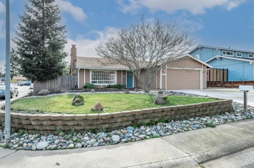 8373 Berman Walk Way, Citrus Heights, CA 95610-2701